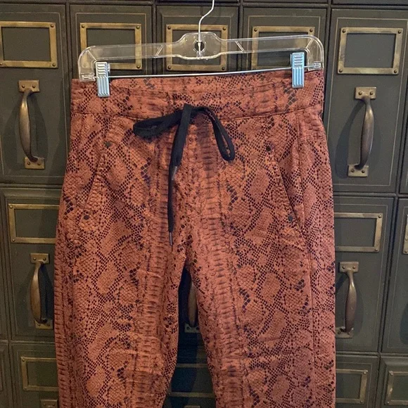 ALEMBIKA pant - Picture 1 of 6